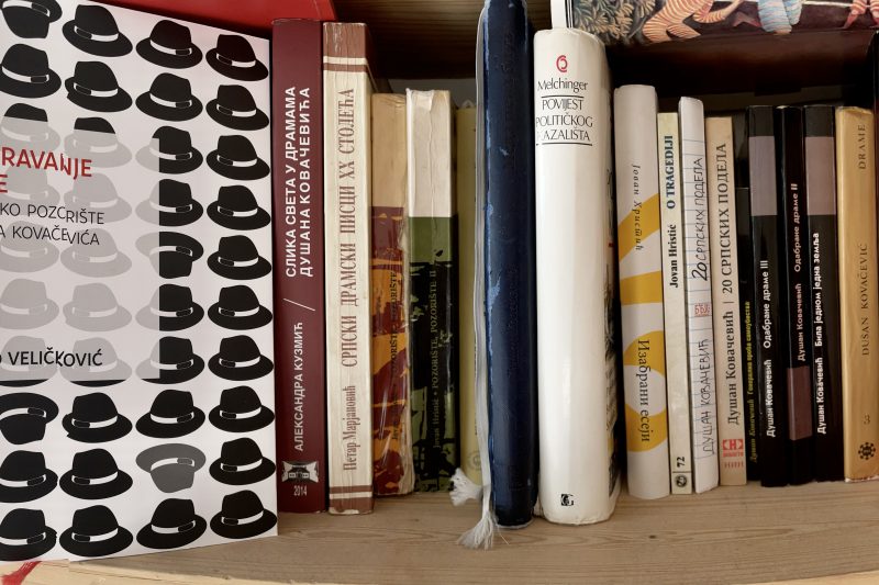 Odigravanje priče – afiša + sadržaj